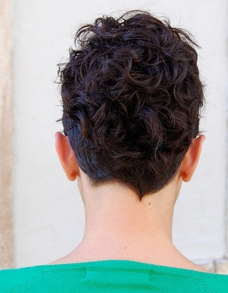 fryzury krótkie uczesanie damskie zdjęcie numer 56 wrzutka B